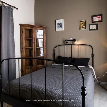 Casa Piratas Y Mina Apartment Cadiz Ngoại thất bức ảnh