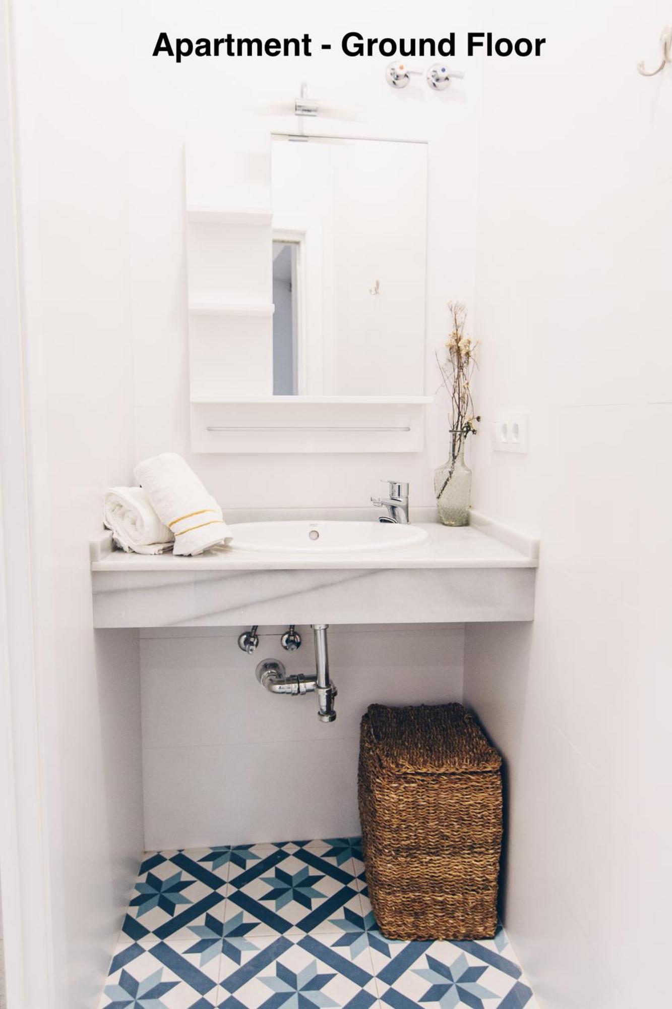 Casa Piratas Y Mina Apartment Cadiz Ngoại thất bức ảnh